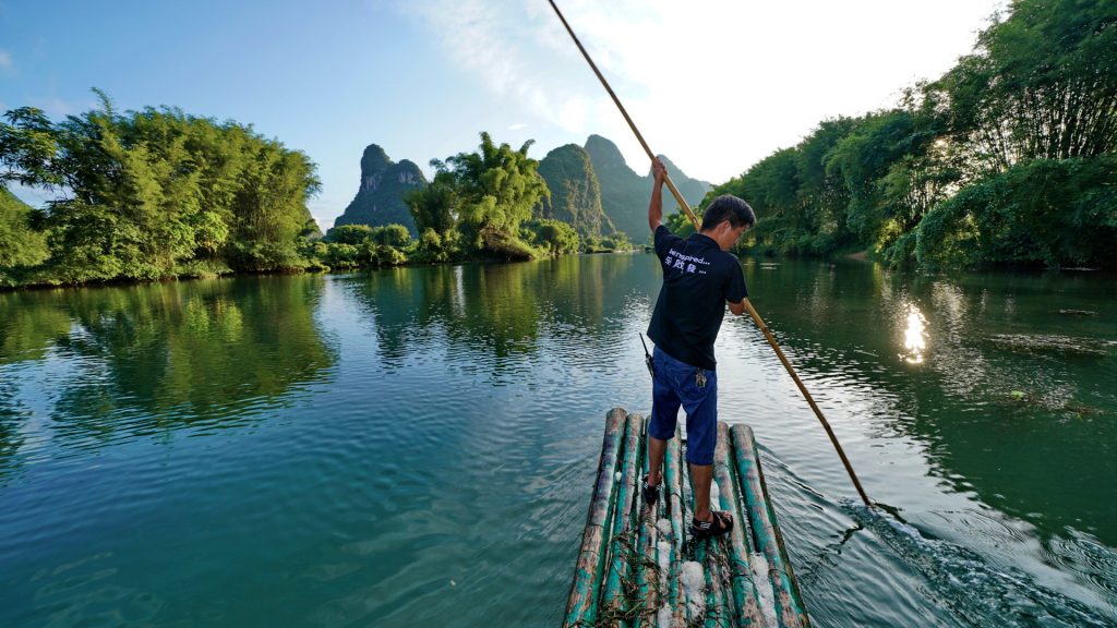 yangshuo-bamboo-rafting-yangshuo-mountain-retreat-yangshuo-china