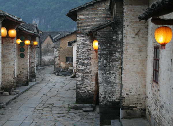 Yangshuo village tours by Yangshuo Mountain Retreat